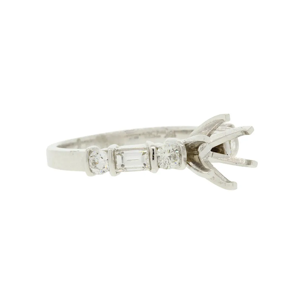 Baguette Diamond   18k White Gold Setting