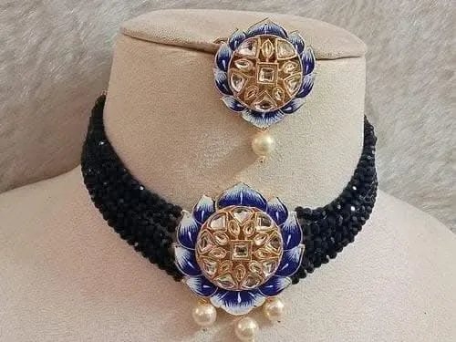 Chokar necklace with earrings (blue)