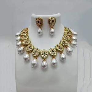 Cut Work Kundan Baroque Pearl Set