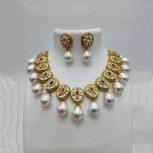 Cut Work Kundan Baroque Pearl Set