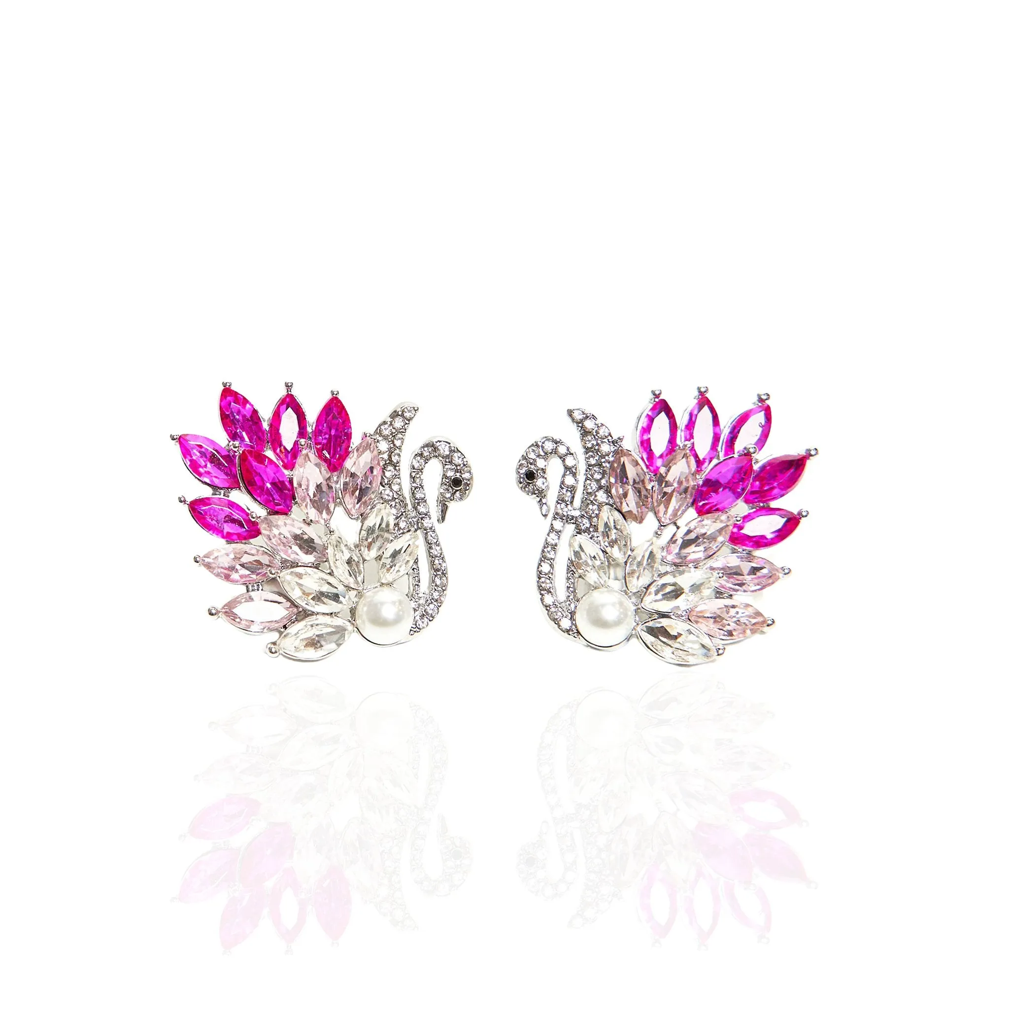 Lola Earrings - Pearl Swan