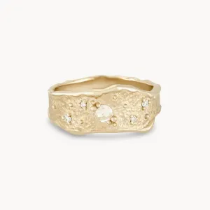 Luminous honey diamond ring - 14k yellow gold, white diamonds