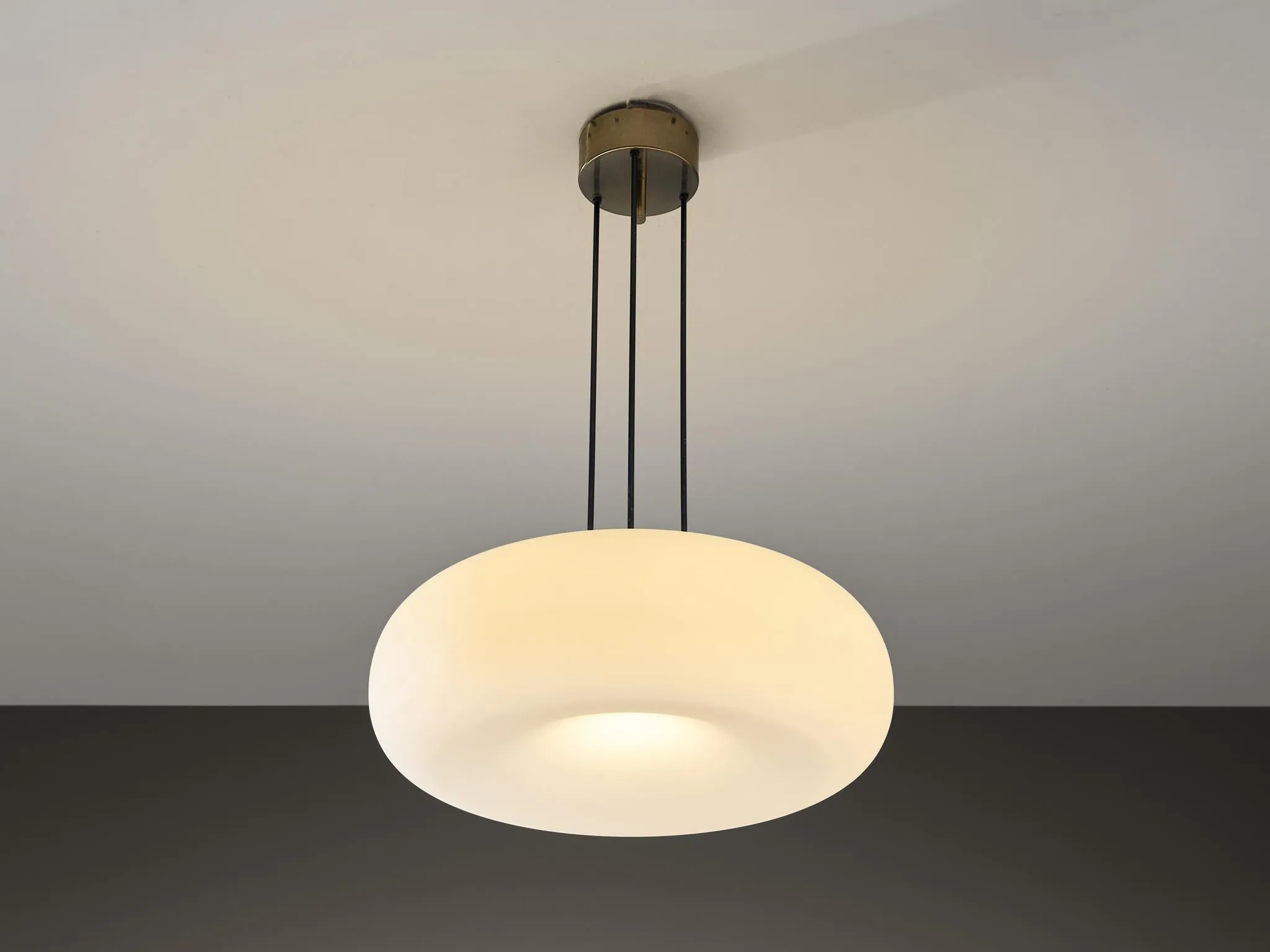 Max Ingrand for Fontana Arte '2356' Chandelier in Brass and Glass