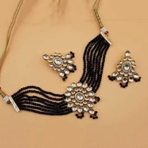 Onex Kundan Choker Necklace Set