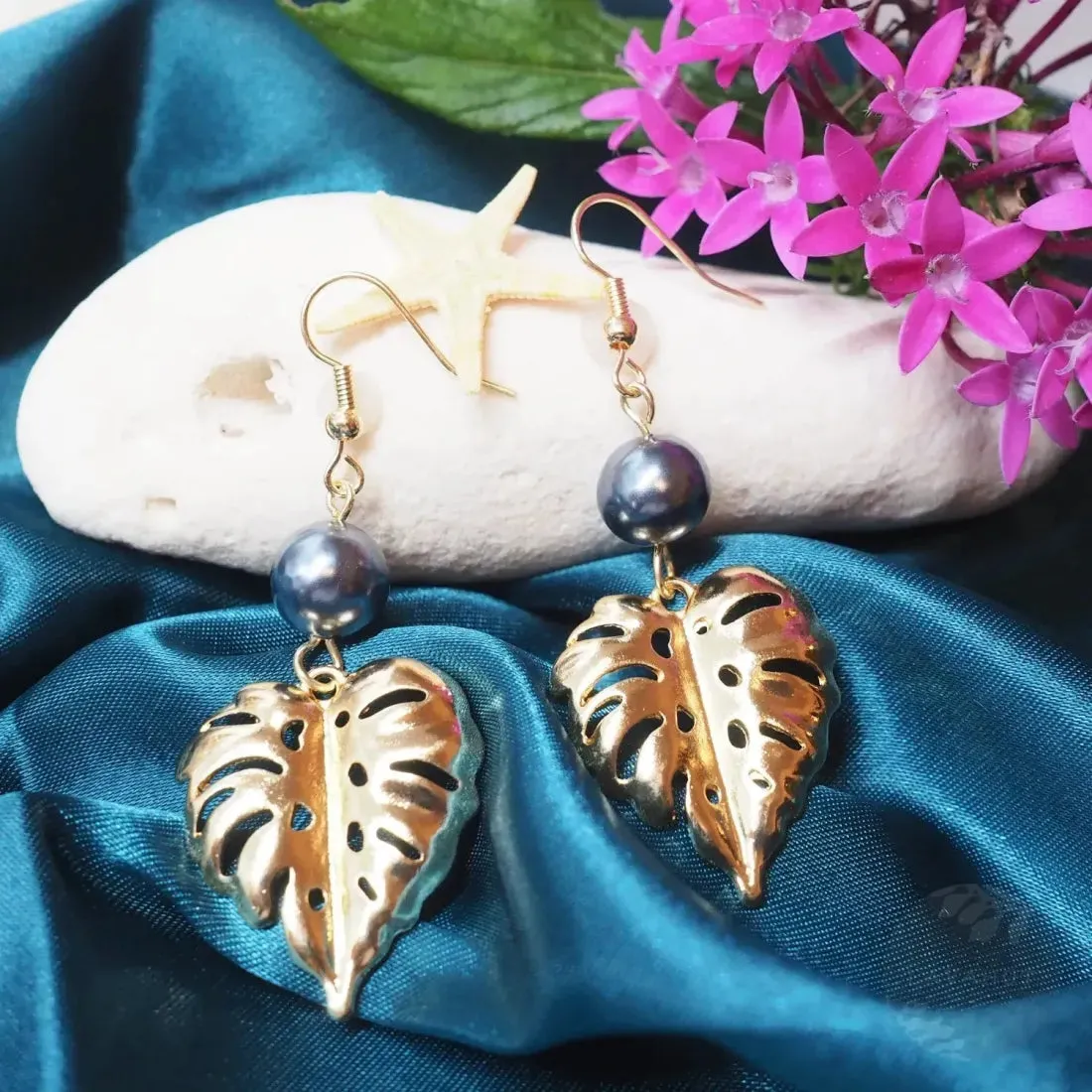 Royal Monstera Drop Earrings