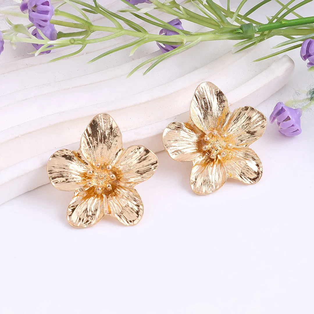 Shiny Gold Flower Earrings