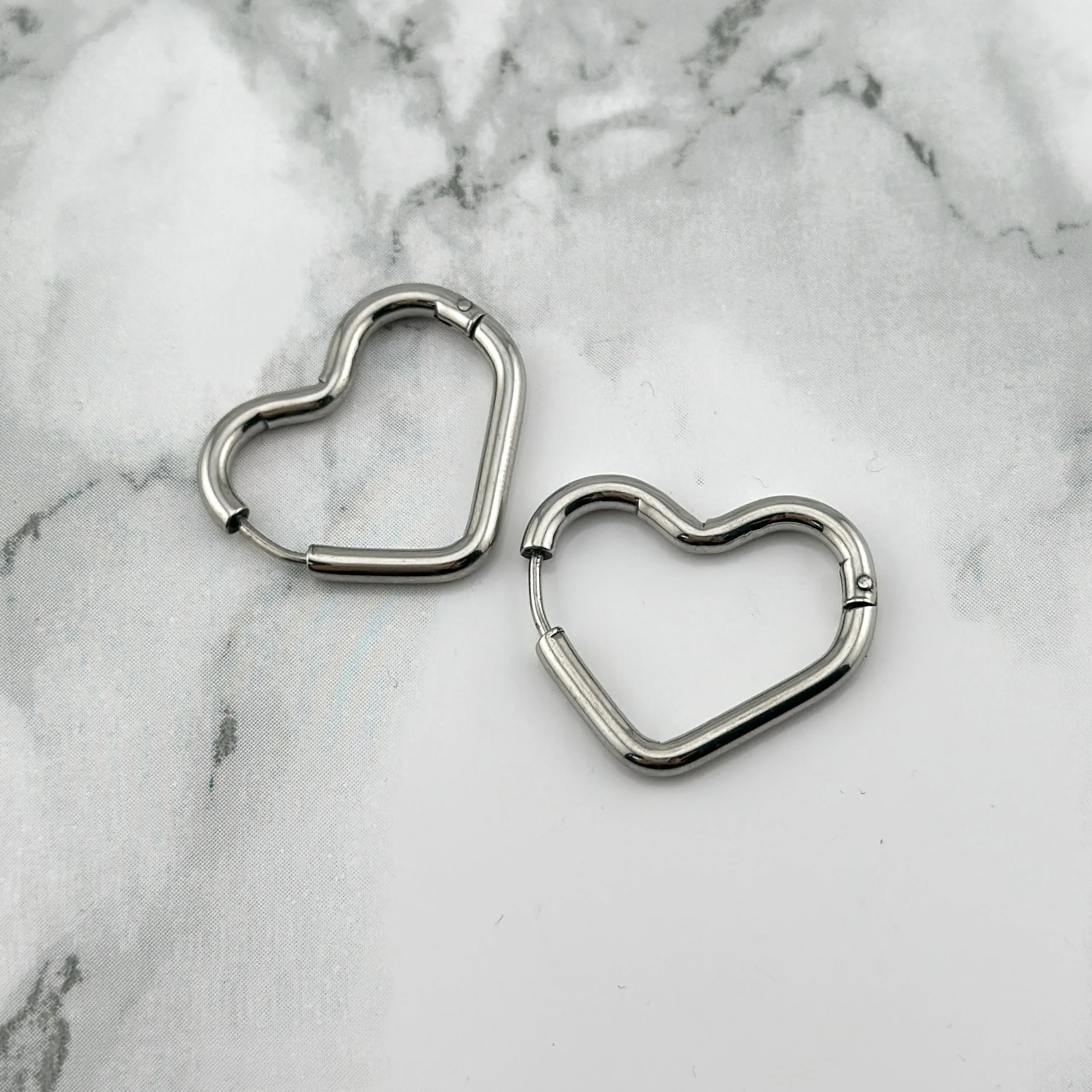 Silver Hearty hoops